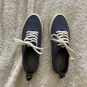 Everlane Tread Sneakers in 6.5